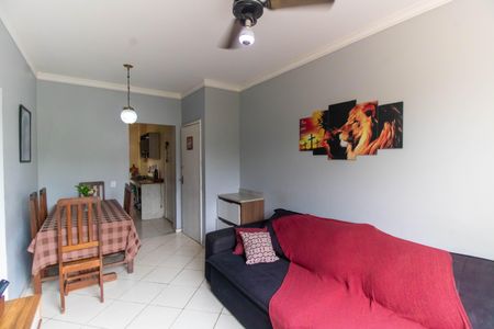 Sala de apartamento à venda com 2 quartos, 72m² em Caramujo, Niterói