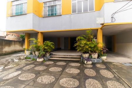 Apartamento à venda com 72m², 2 quartos e 1 vaga Apartamento à venda com 72m², 2 quartos e 1 vagaEntrada