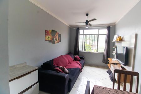 Sala de apartamento à venda com 2 quartos, 72m² em Caramujo, Niterói