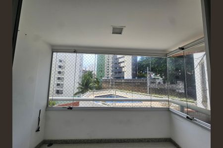 Varanda de apartamento para alugar com 3 quartos, 90m² em Pituba, Salvador