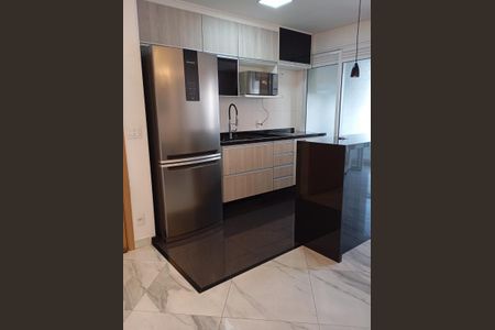 Apartamento à venda com 70m², 2 quartos e 1 vagaFoto 02