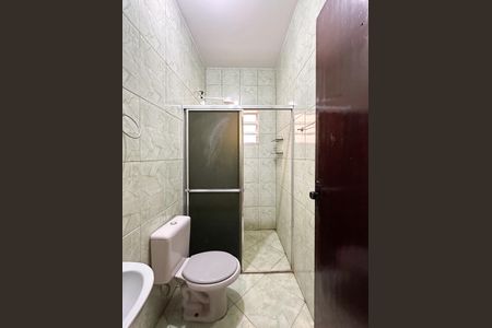 Banheiro Social de casa para alugar com 1 quarto, 38m² em Bairro dos Casa, São Bernardo do Campo