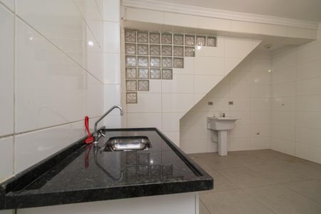 Casa para alugar com 30m², 1 quarto e sem vaga Casa para alugar com 30m², 1 quarto e sem vagaCozinha