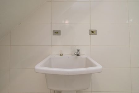 Casa para alugar com 30m², 1 quarto e sem vaga Casa para alugar com 30m², 1 quarto e sem vagaÁrea de Serviço