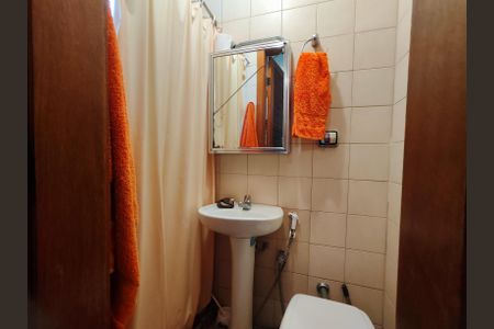 Apartamento para alugar com 360m², 5 quartos e 4 vagasBanheiro de Serviço