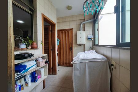 Apartamento para alugar com 360m², 5 quartos e 4 vagasÁrea de Serviço