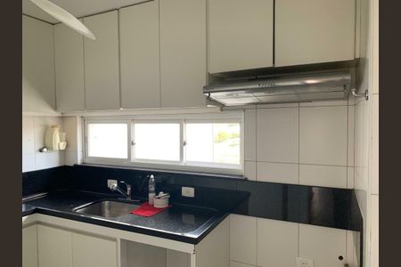 Apartamento para alugar com 180m², 3 quartos e 2 vagas