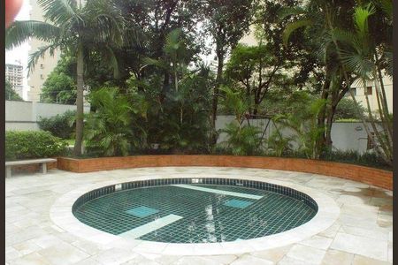 Apartamento para alugar com 180m², 3 quartos e 2 vagas