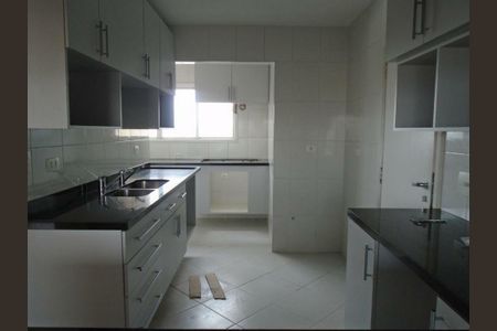 Apartamento para alugar com 180m², 3 quartos e 2 vagas