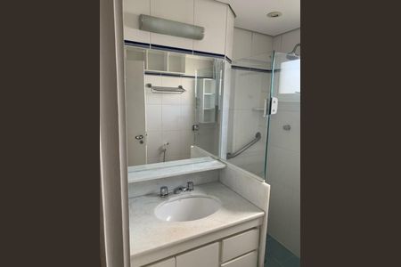 Apartamento para alugar com 180m², 3 quartos e 2 vagas