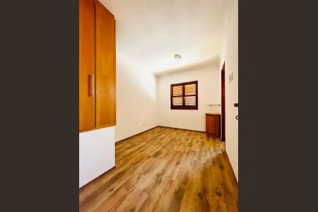 Foto 14 de casa à venda com 2 quartos, 75m² em Vila Brasilio Machado, São Paulo