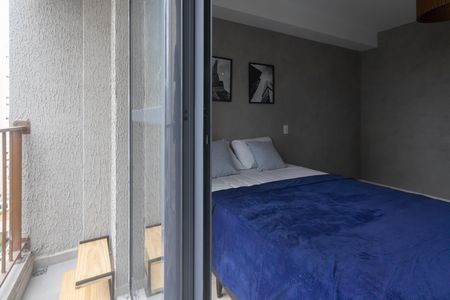 Studio à venda com 24m², 1 quarto e sem vaga Studio à venda com 24m², 1 quarto e sem vagaVaranda