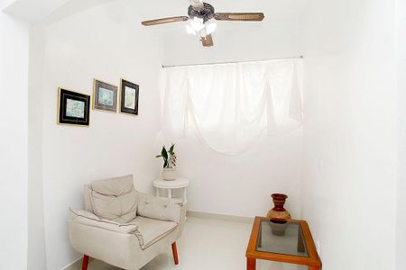 Apartamento à venda com 106m², 2 quartos e 1 vagaSala Detalhe