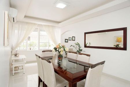 Apartamento à venda com 106m², 2 quartos e 1 vagaSala