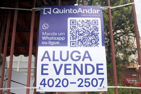 Apartamento à venda com 106m², 2 quartos e 1 vagaPlaquinha