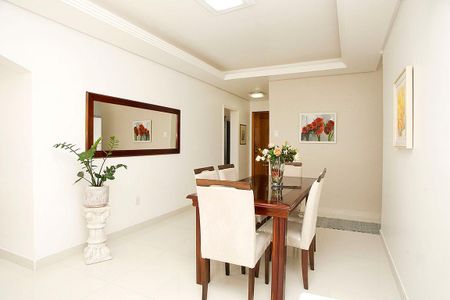 Sala de apartamento à venda com 2 quartos, 106m² em Menino Deus, Porto Alegre