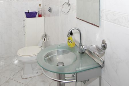 Casa à venda com 500m², 4 quartos e 4 vagas Casa à venda com 500m², 4 quartos e 4 vagasLavabo