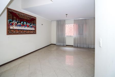 Casa à venda com 500m², 4 quartos e 4 vagas Casa à venda com 500m², 4 quartos e 4 vagasSala 2