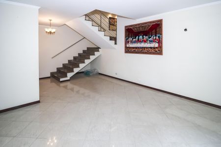 Casa à venda com 500m², 4 quartos e 4 vagas Casa à venda com 500m², 4 quartos e 4 vagasSala 2