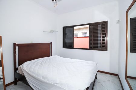 Casa à venda com 500m², 4 quartos e 4 vagas Casa à venda com 500m², 4 quartos e 4 vagasQuarto 2