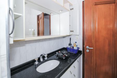 Casa à venda com 500m², 4 quartos e 4 vagas Casa à venda com 500m², 4 quartos e 4 vagasBanheiro da Suíte 1