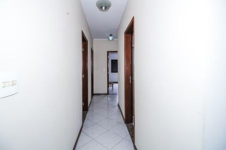 Casa à venda com 500m², 4 quartos e 4 vagas Casa à venda com 500m², 4 quartos e 4 vagasCorresdor