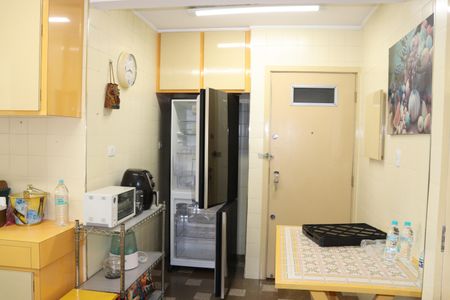 Apartamento à venda com 108m², 3 quartos e 2 vagasCozinha