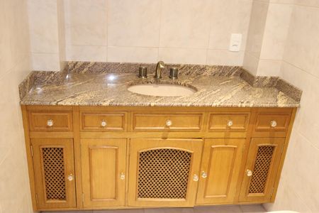 Apartamento à venda com 108m², 3 quartos e 2 vagasBanheiro Social