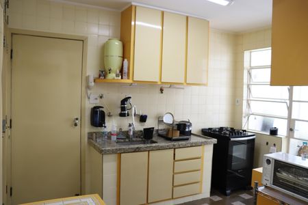 Apartamento à venda com 108m², 3 quartos e 2 vagasCozinha