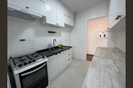 Apartamento à venda com 49m², 2 quartos e 1 vagaCozinha