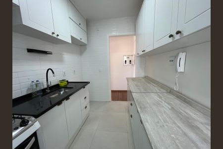 Apartamento à venda com 49m², 2 quartos e 1 vagaCozinha