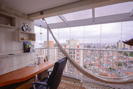 Apartamento para alugar com 135m², 2 quartos e 2 vagasQuarto 1 - Suite (Varanda) 