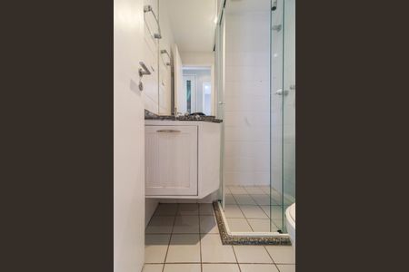 Apartamento à venda com 64m², 2 quartos e 2 vagasBanheiro 2