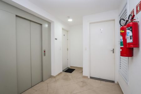 Apartamento à venda com 43m², 2 quartos e 1 vagaHall social