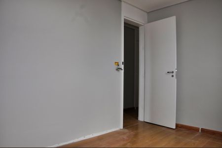 Apartamento para alugar com 70m², 3 quartos e 1 vaga Apartamento para alugar com 70m², 3 quartos e 1 vagaDetalhe - Quarto 02