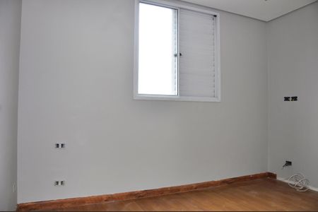 Apartamento para alugar com 70m², 3 quartos e 1 vaga Apartamento para alugar com 70m², 3 quartos e 1 vagaDetalhe - Quarto 01 com Suíte