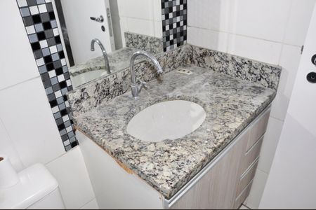 Apartamento para alugar com 70m², 3 quartos e 1 vaga Apartamento para alugar com 70m², 3 quartos e 1 vagaDetalhe - Quarto 01 com Suíte