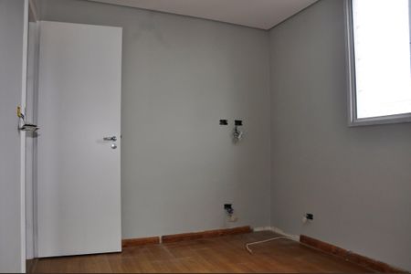 Apartamento para alugar com 70m², 3 quartos e 1 vaga Apartamento para alugar com 70m², 3 quartos e 1 vagaDetalhe - Quarto 02