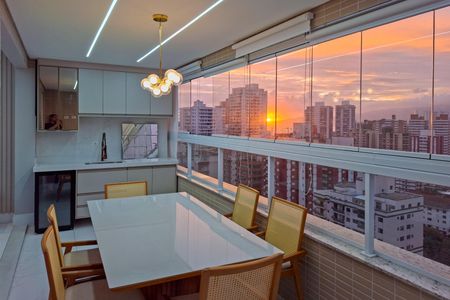 Apartamento para alugar com 112m², 3 quartos e 2 vagasSacada