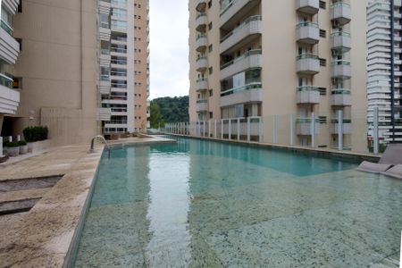 Apartamento para alugar com 112m², 3 quartos e 2 vagasÁrea comum - Piscina