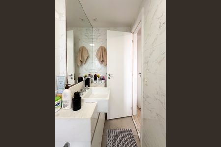 Apartamento à venda com 80m², 3 quartos e 1 vaga Apartamento à venda com 80m², 3 quartos e 1 vagaBanheiro da Suíte