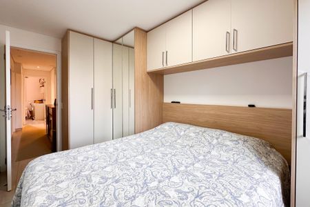 Apartamento à venda com 80m², 3 quartos e 1 vaga Apartamento à venda com 80m², 3 quartos e 1 vagaSuíte