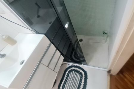 Apartamento à venda com 64m², 3 quartos e 1 vaga Apartamento à venda com 64m², 3 quartos e 1 vagaBanheiro