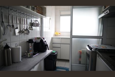 Cozinha de apartamento à venda com 2 quartos, 64m² em Vila Augusta, Guarulhos