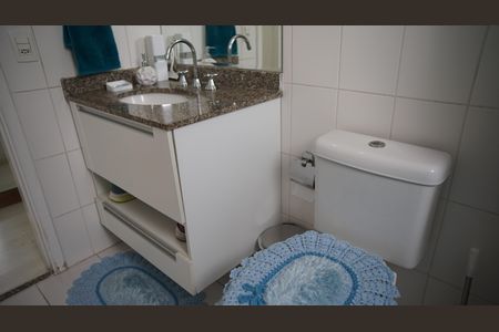 Apartamento à venda com 64m², 2 quartos e 1 vagaBanheiro 2