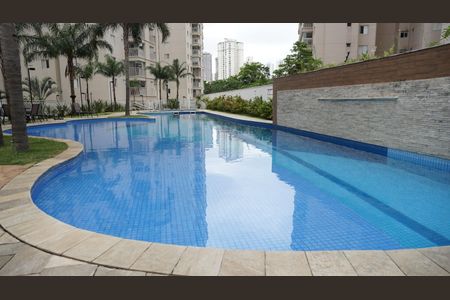 Apartamento à venda com 64m², 2 quartos e 1 vagaÁrea comum - Piscina