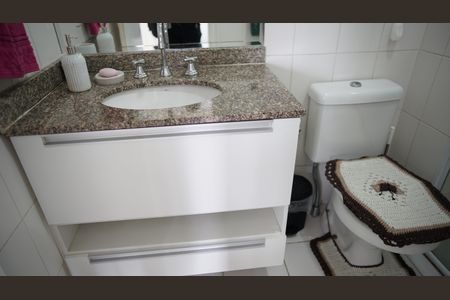 Apartamento à venda com 64m², 2 quartos e 1 vagaBanheiro 1