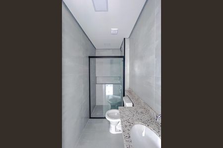 Banheiro de apartamento para alugar com 1 quarto, 32m² em Vila Carrão, São Paulo