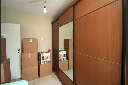 Quarto 2 de apartamento à venda com 2 quartos, 48m² em Olaria, Rio de Janeiro