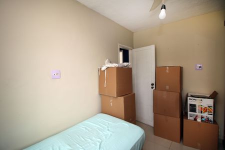 Quarto 2 de apartamento à venda com 2 quartos, 48m² em Olaria, Rio de Janeiro